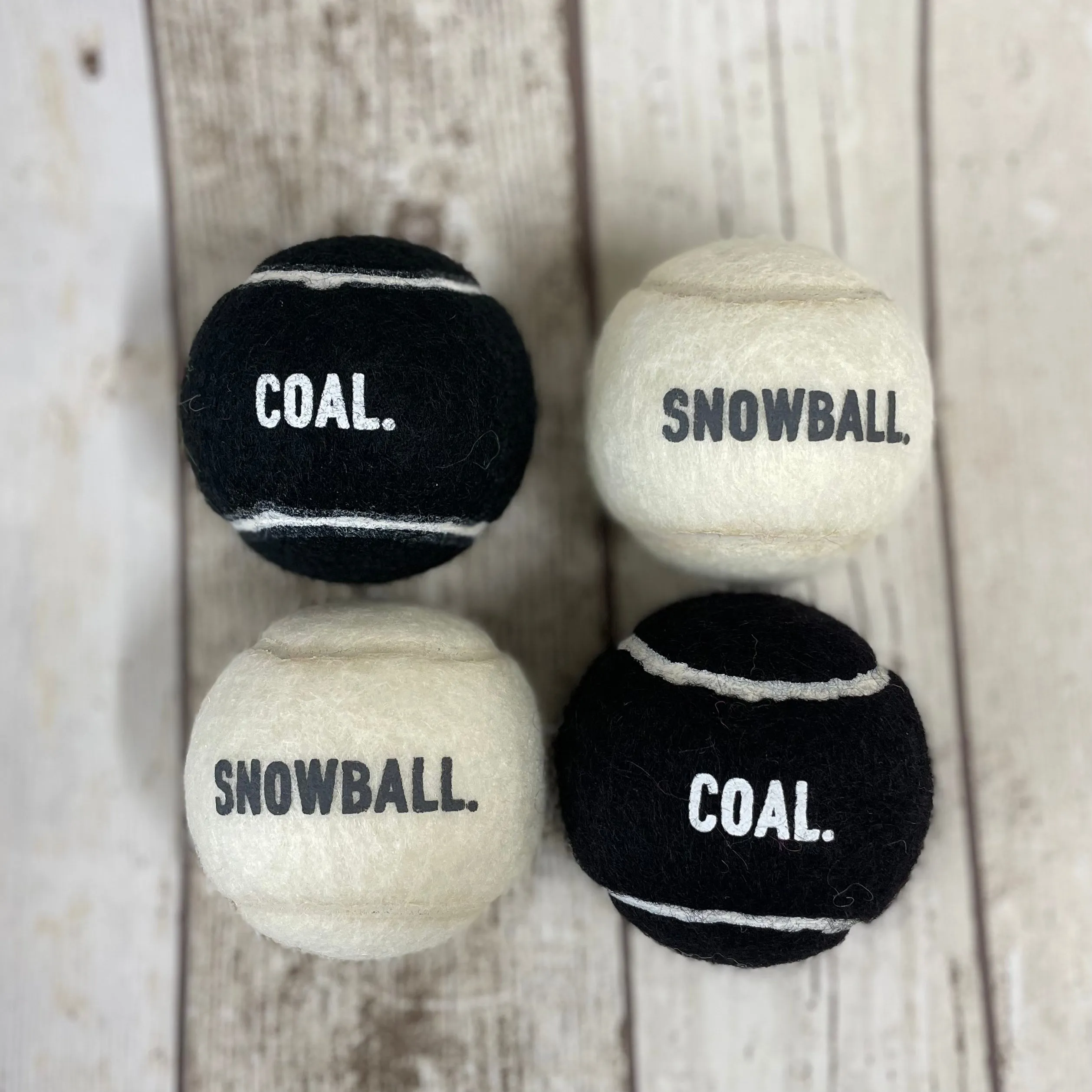 DOGHOUSE Snowball & Coal Tennis Balls